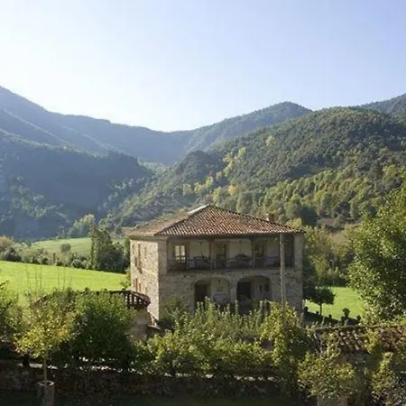 San Pelayo * Camaleño